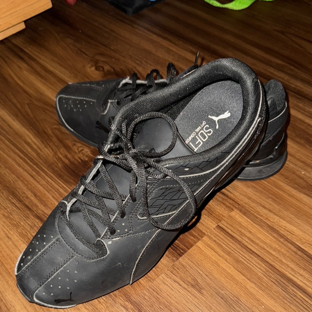 Puma men’s size 13 shoe